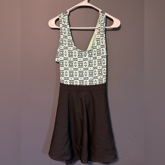 Charming Charlie Dress, size large - Picture 1 of 2